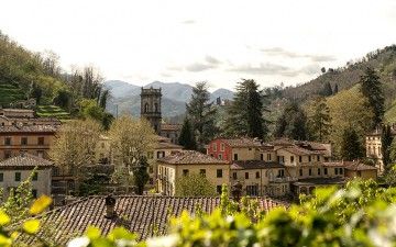  in Lucca, contact the owners direct