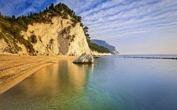  in Marche, contact the owners direct