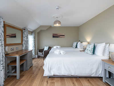 Bedroom 8 Image