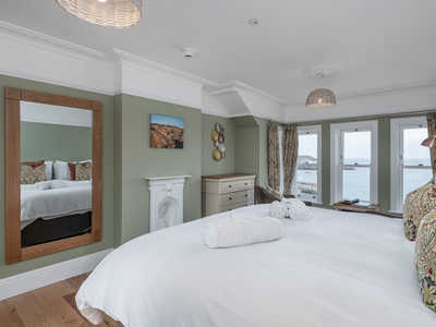 Bedroom 9 Image