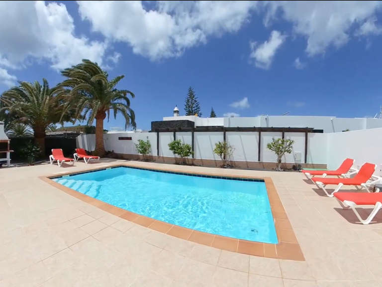 Three Palms Villa