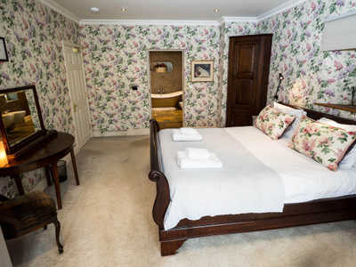 Bedroom 1 Image