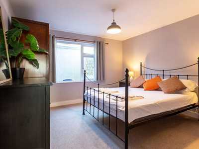 Bedroom 1 Image