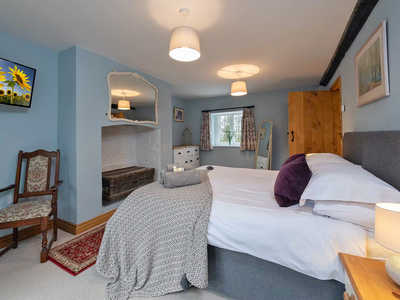 Bedroom 4 Image
