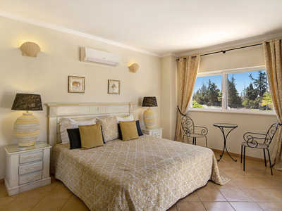 Bedroom 1 Image